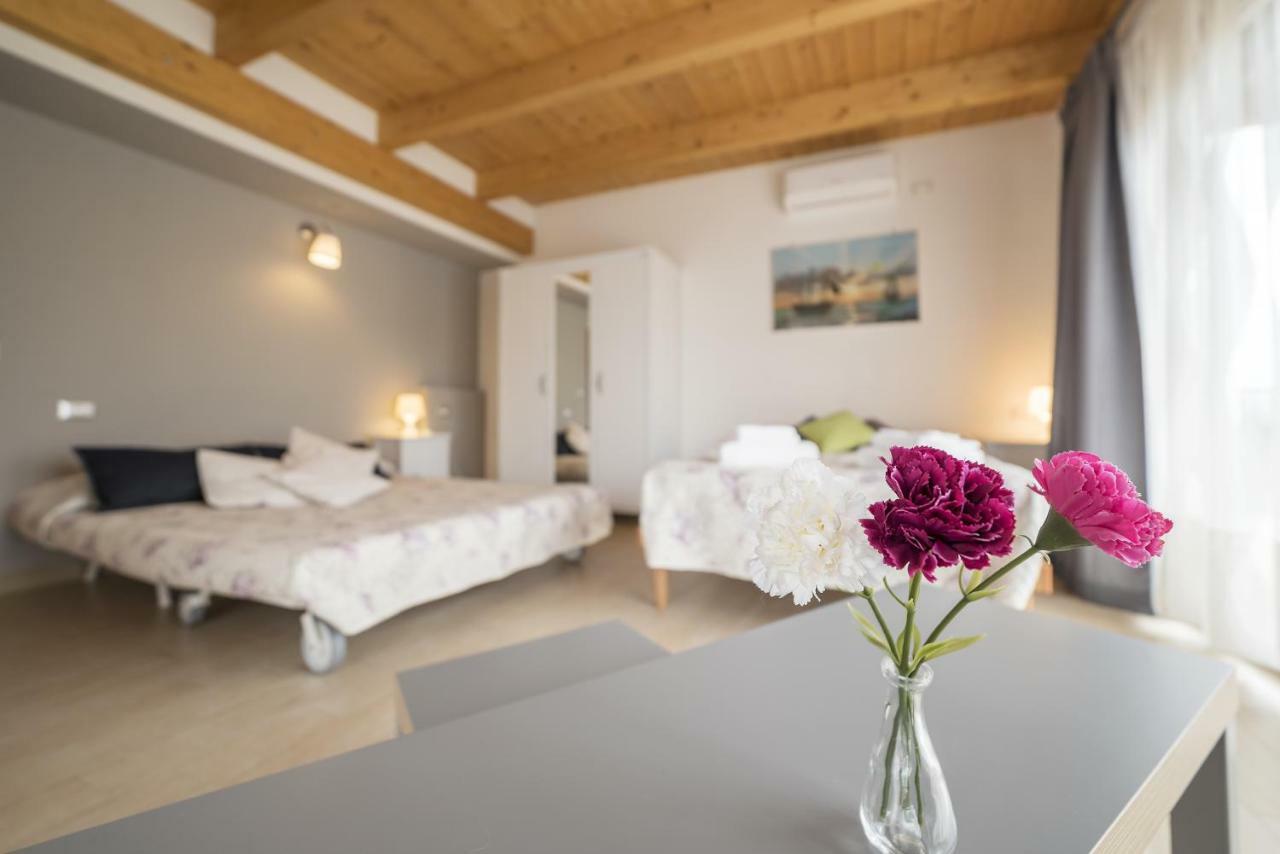 Peperino Attic Flat Apartman Ciampino Kültér fotó